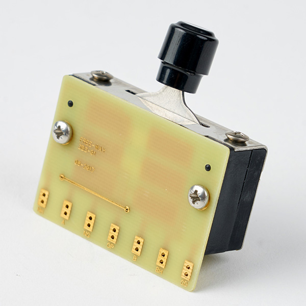 Free-Way Blade Switch